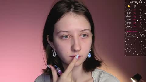 Kristi moony online show from April 13, 9:15 pm