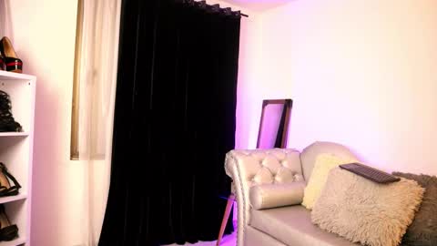 Valerie Style3 online show from October 10, 4:50 am