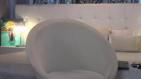 Valerie online show from May 7, 11:47 am