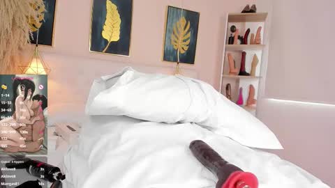 Snapshot of valeriee_lya chatting on October 1, 8:36 pm Valerie online show from October 1, 8:36 pm