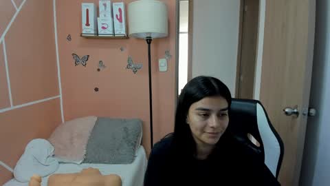 Juli C online show from December 24, 8:16 pm