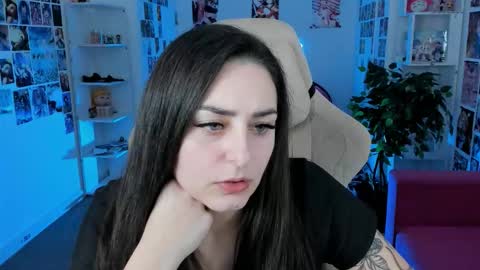 Valerie online show from February 3, 2:55 pm