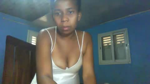 valerinezah online show from June 10, 12:04 pm
