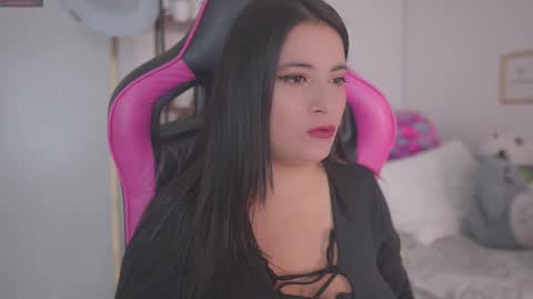 Valery Belmort online show from February 2, 12:37 pm