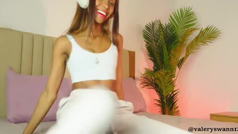 Valery swan1 online show from February 9, 4:26 am