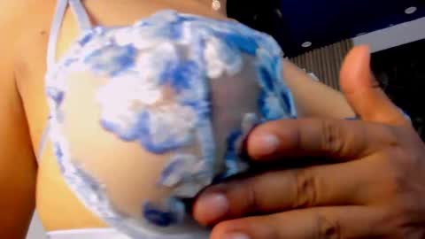 Val online show from April 25, 1:41 pm