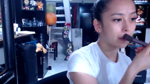 B V Naughty online show from December 13, 10:27 pm