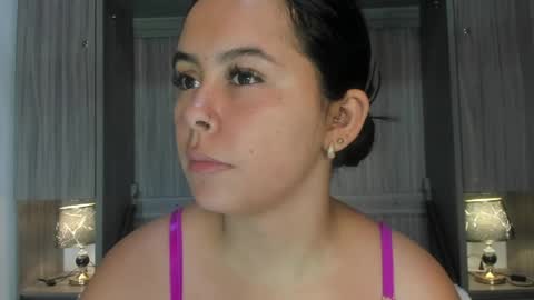 valerymeyerr online show from May 21, 11:52 am