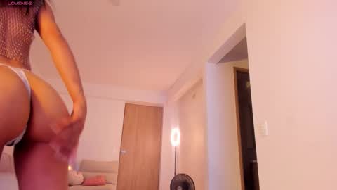 Your sweet girl online show from October 14, 10:51 am