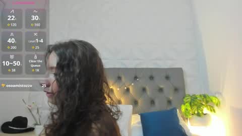 valeryn rosse online show from May 4, 5:22 am