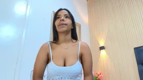 valery online show from November 14, 9:15 pm