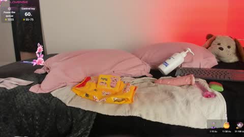 ValeStone  online show from November 13, 9:58 pm