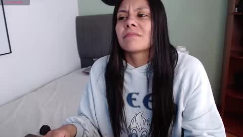 valevicious online show from February 17, 7:02 pm