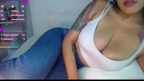 Snapshot of valewants chatting on December 20, 5:04 am Onlyfans katerinneval online show from December 20, 5:04 am