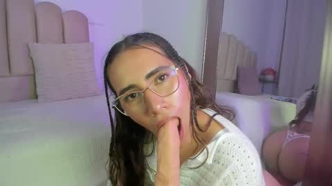 valey_x online show from May 22, 3:48 am