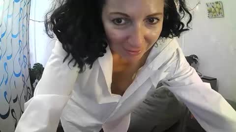 ValleriWind online show from May 19, 1:56 am