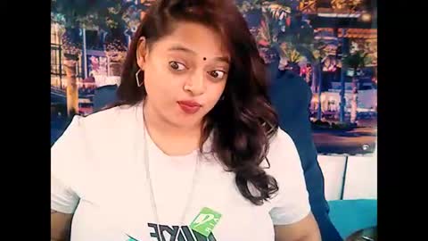 indianvalvet priya is back online show from December 29, 5:53 am