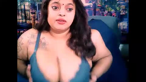 indianvalvet priya is back online show from December 13, 7:48 am