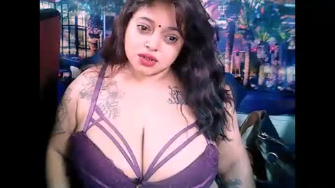 indianvalvet priya is back online show from December 14, 6:24 am