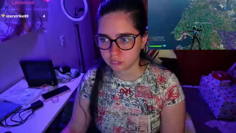 Im Violet online show from December 7, 3:14 am