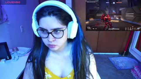 Im Violet online show from December 26, 9:58 pm