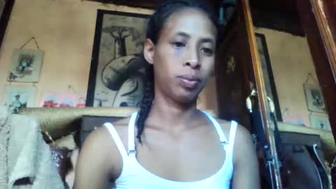 valysexyhot online show from April 11, 6:08 am