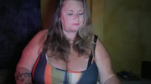 vampwoman online show from February 27, 6:35 am