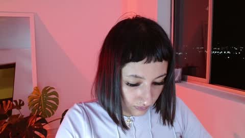 Snapshot of vandalovee chatting on January 25, 4:13 am Babi Alu online show from January 25, 4:13 am