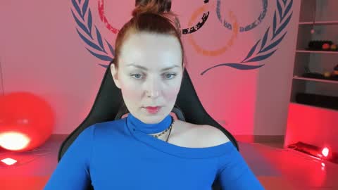 Vanda online show from December 5, 1:38 pm