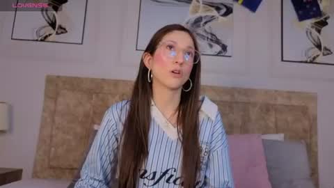 vane_coral online show from July 9, 11:56 am