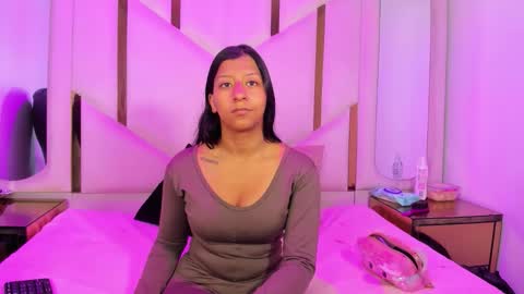 Vane online show from May 4, 3:05 pm