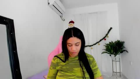 vanelope_smith online show from November 30, 2:05 am