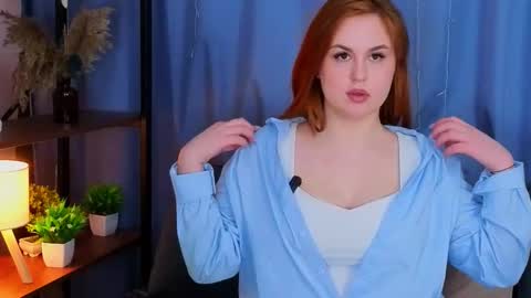 vanesaginger online show from March 21, 5:12 am