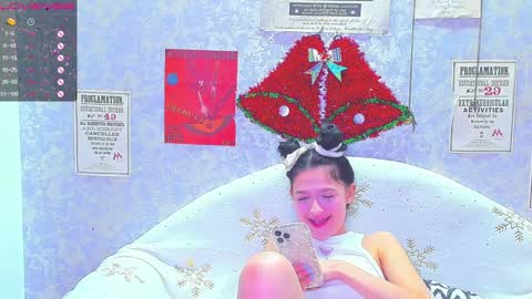 Snapshot of vanessa_florence chatting on December 16, 12:48 am RUSSIAN BARBIE BABE online show from December 16, 12:48 am
