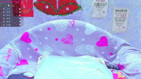Snapshot of vanessa_florence chatting on December 20, 1:14 am RUSSIAN BARBIE BABE online show from December 20, 1:14 am