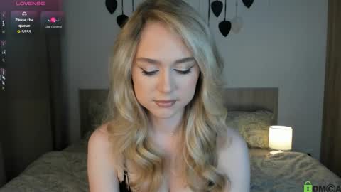 Vanessa Maes online show from November 9, 12:38 am