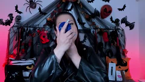 Vanessa online show from October 25, 2:14 pm