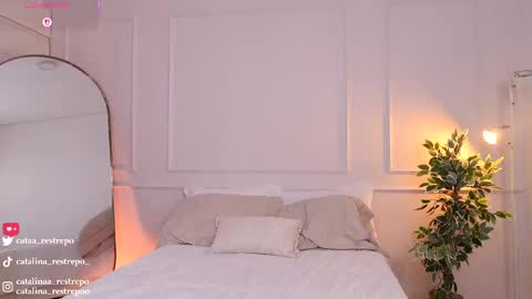 vanessa sexxy online show from May 7, 1:21 am