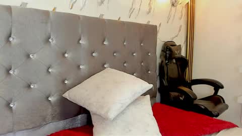 vanessaa_squirt online show from May 5, 6:49 am