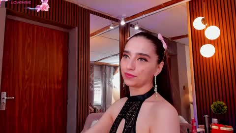 Vanessa Diamond online show from May 13, 5:57 am
