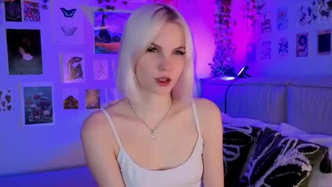 Vanessa online show from May 2, 2:42 pm