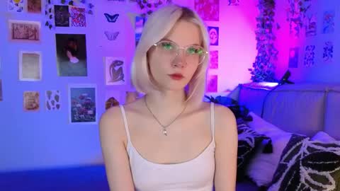 Vanessa online show from May 5, 3:04 pm