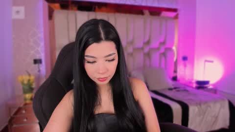 Snapshot of vanessaduval chatting on September 11, 5:41 am vanessaduval online show from September 11, 5:41 am