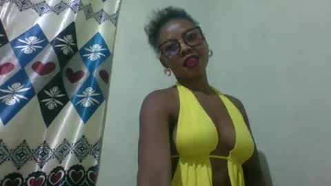 vanessah64 online show from April 21, 8:21 am