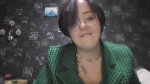 vanessashadow online show from October 6, 4:12 pm