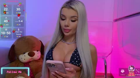 Vanessa online show from May 14, 1:50 pm