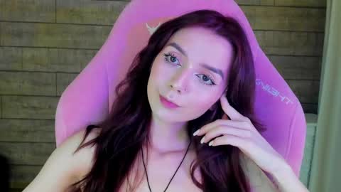 VanessaVienne online show from May 9, 4:31 pm