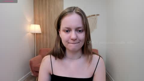 vanilla_echo_ online show from April 9, 12:54 pm