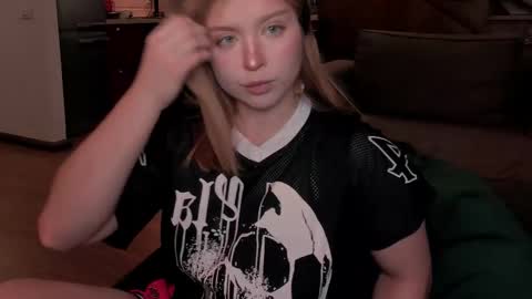 Vanilla online show from November 3, 2:32 pm