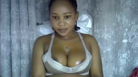 vanillavenus online show from May 1, 12:14 am